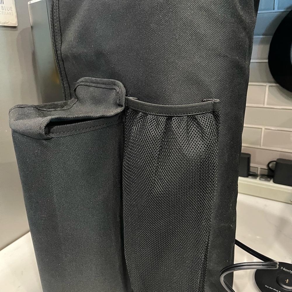 Ninja Thirsti Dust Cover w/Storage Pockets - Picture 5 of 8
